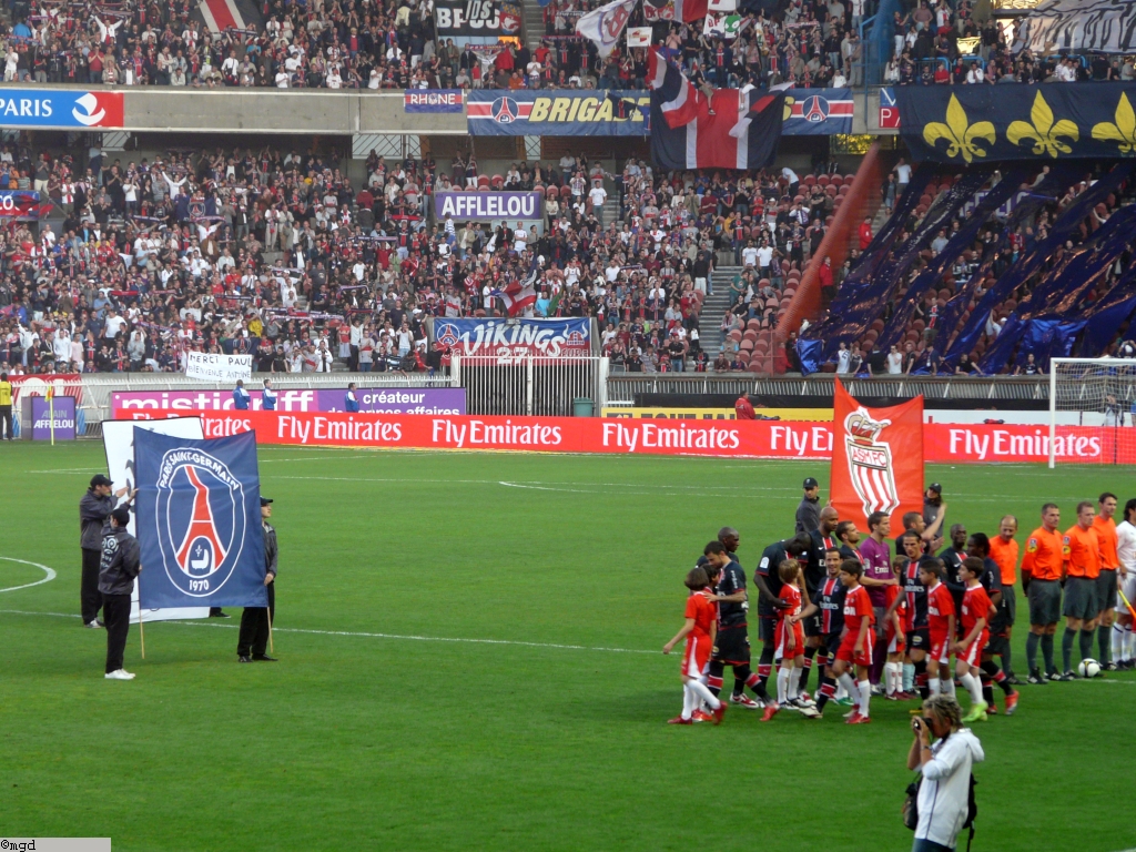 Foot PSG 077