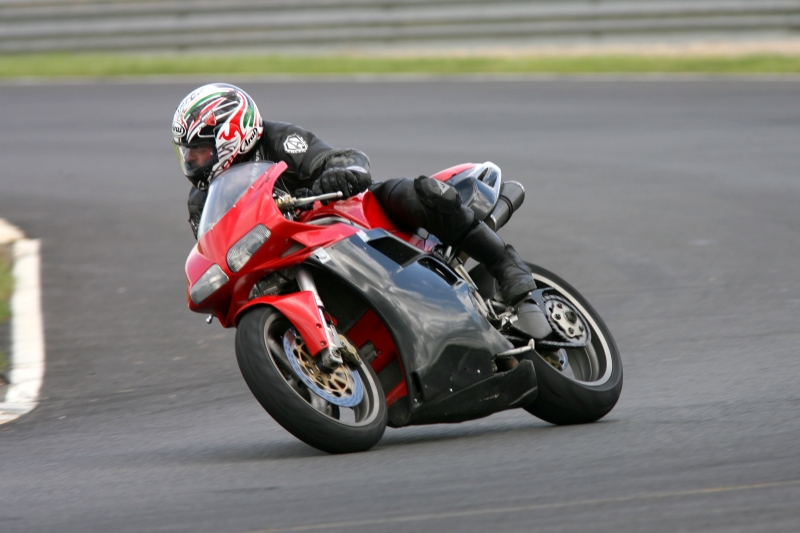 Sur Piste 001