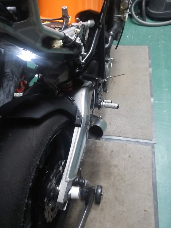 Akra006