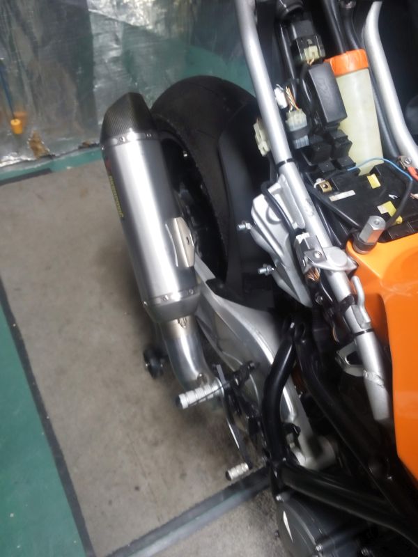 Akra007