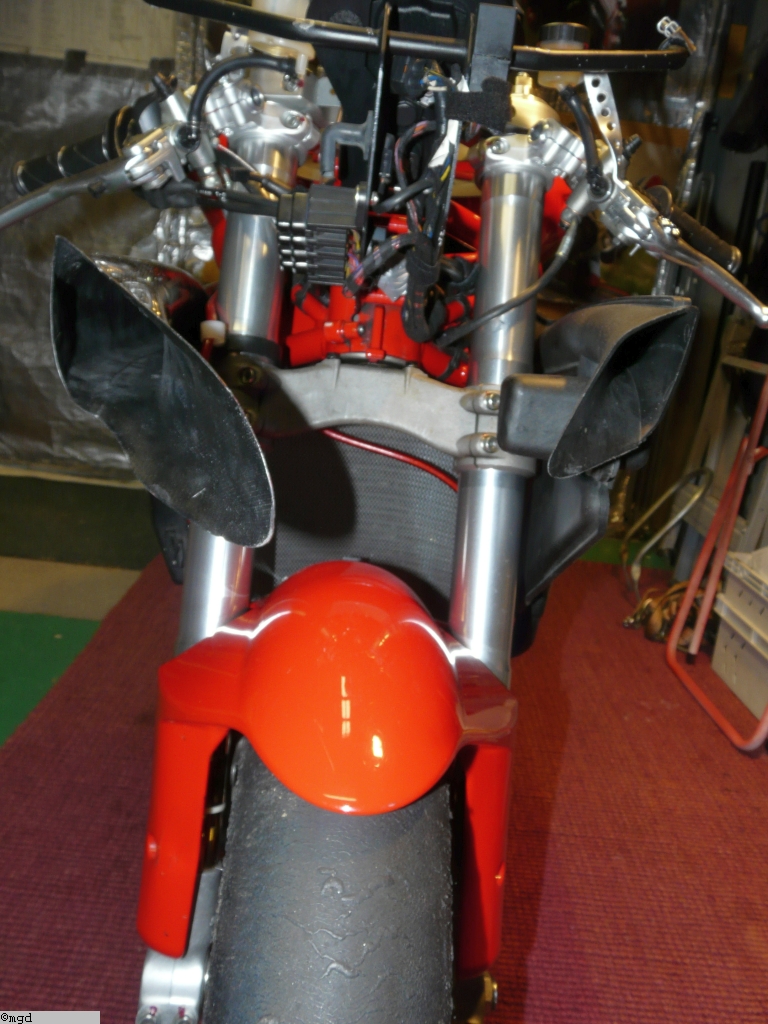 conduit 016